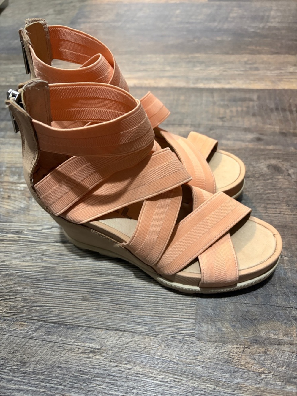 Sorel Peach Elastic Crossover Wedge Sandals